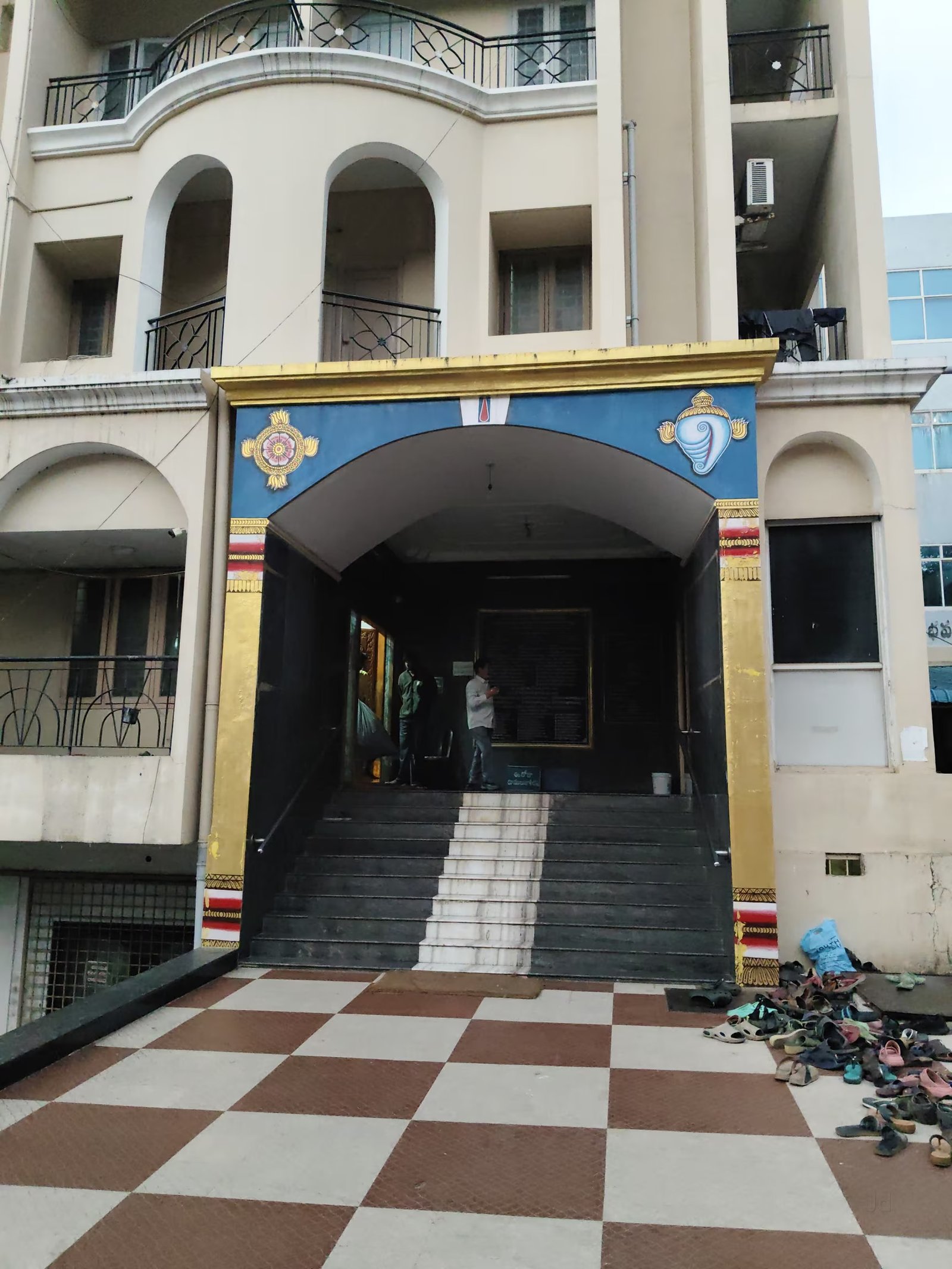 Comfortable stay at Vasavi Bhavan Tirumala